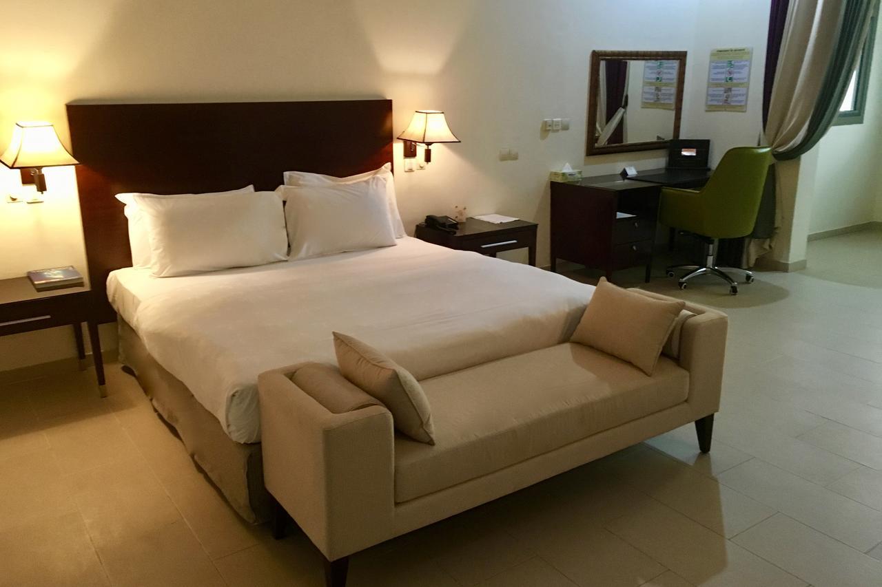 Hotel Sancta Maria Lome Exterior photo