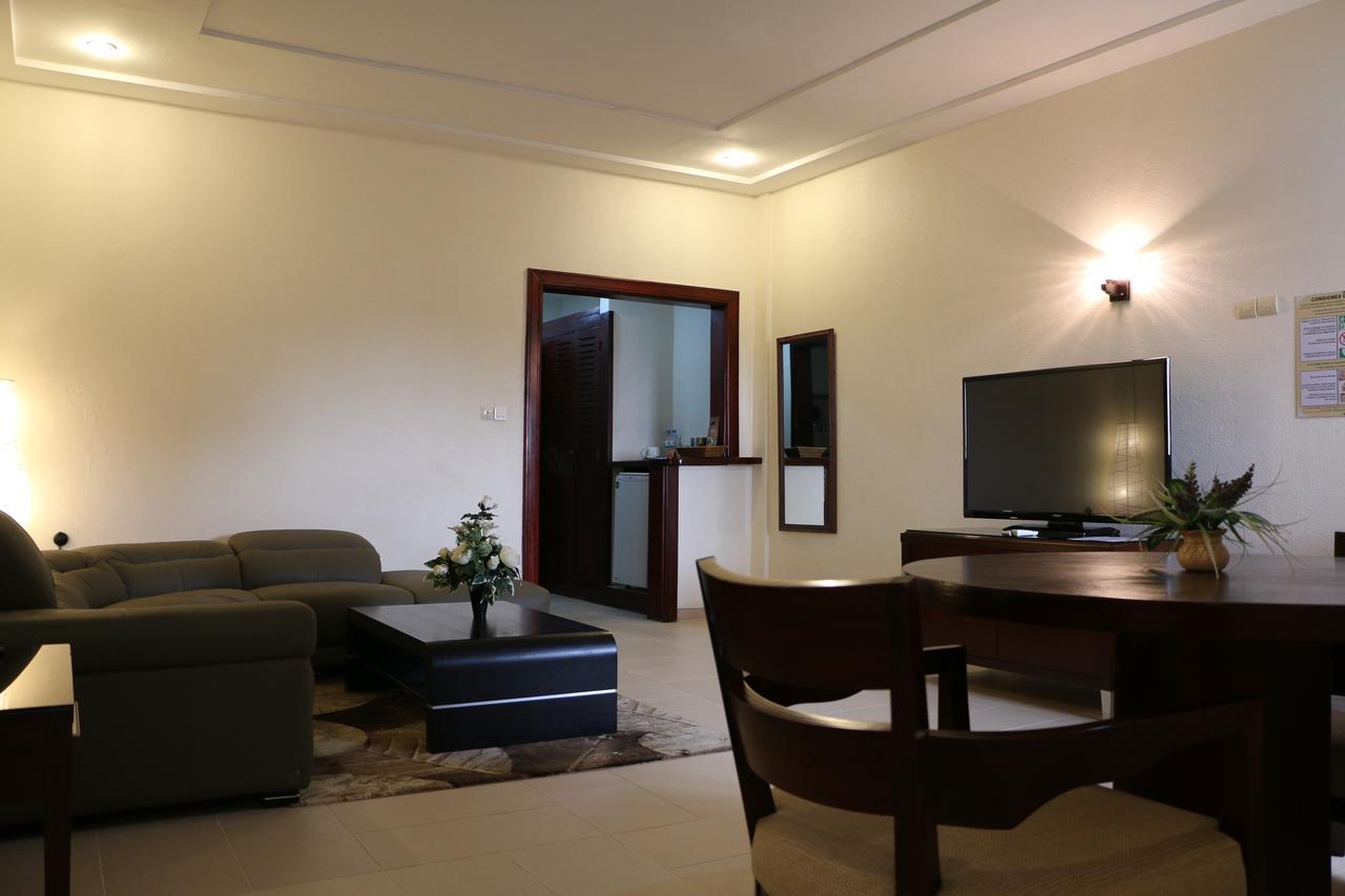 Hotel Sancta Maria Lome Exterior photo