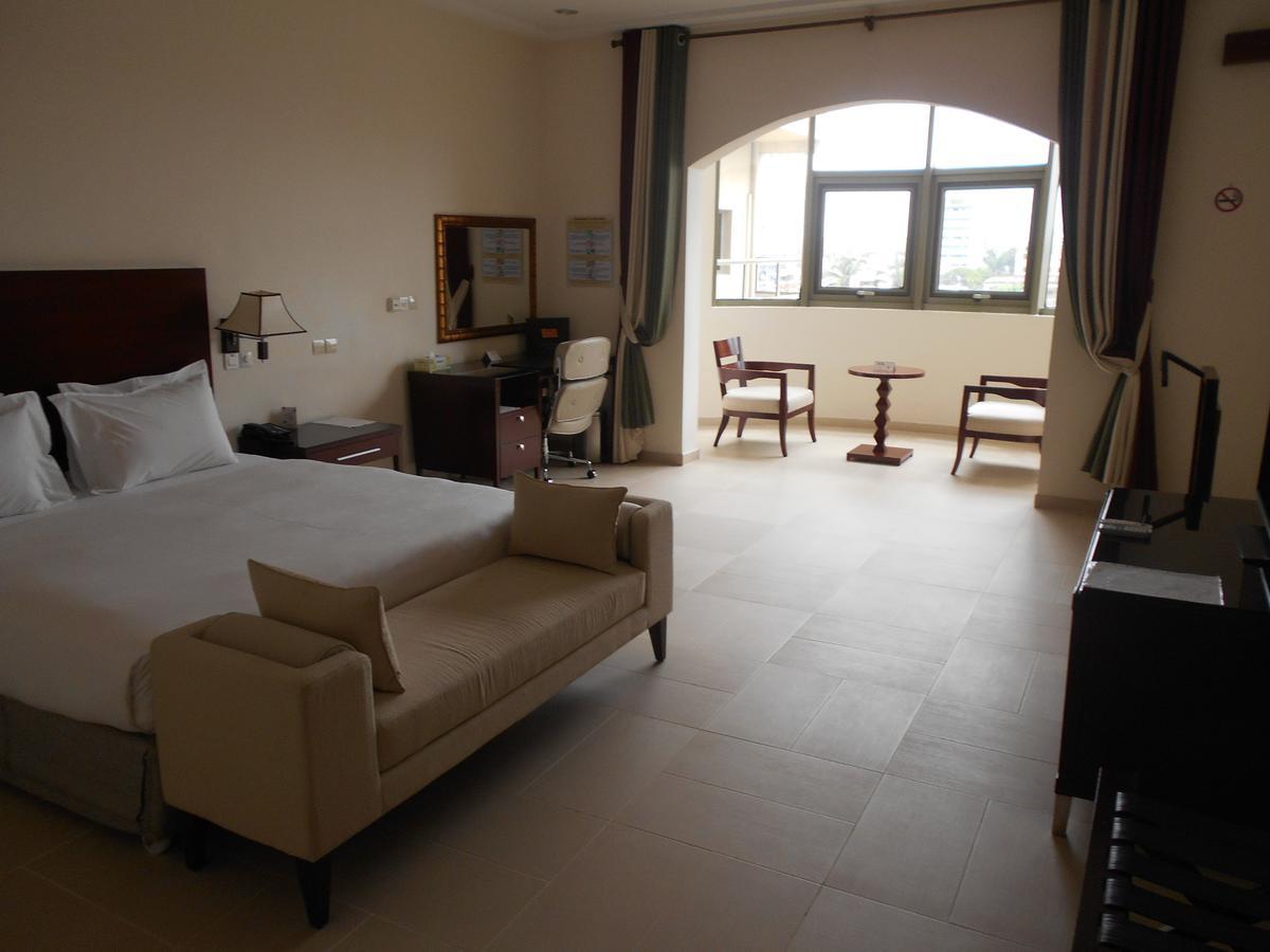 Hotel Sancta Maria Lome Exterior photo